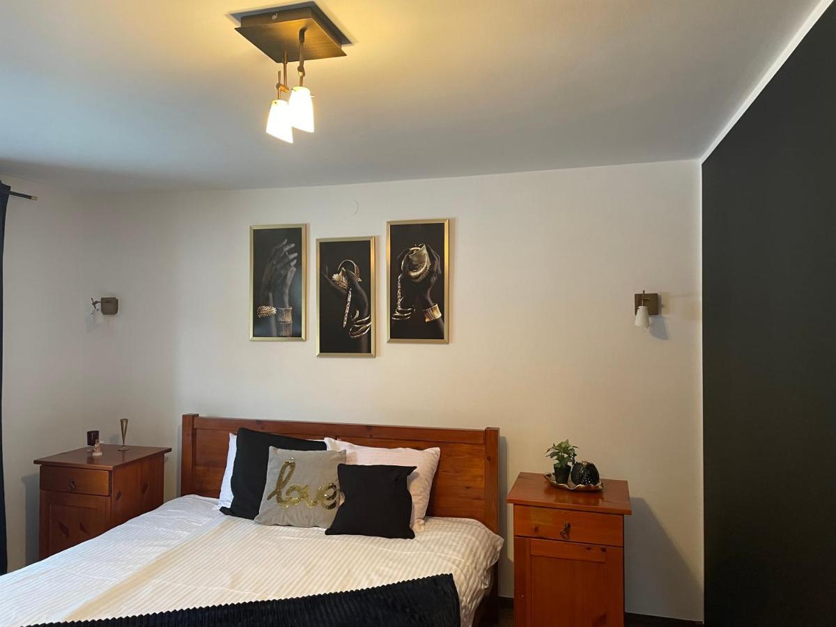 Apartamenty I Pokoje U Staszelow Poronin Exterior foto
